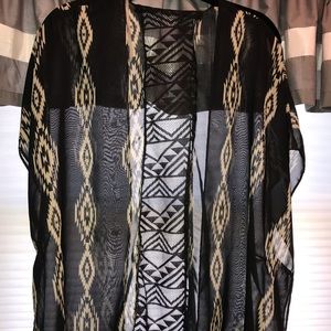 Sheer black/tan design kimono